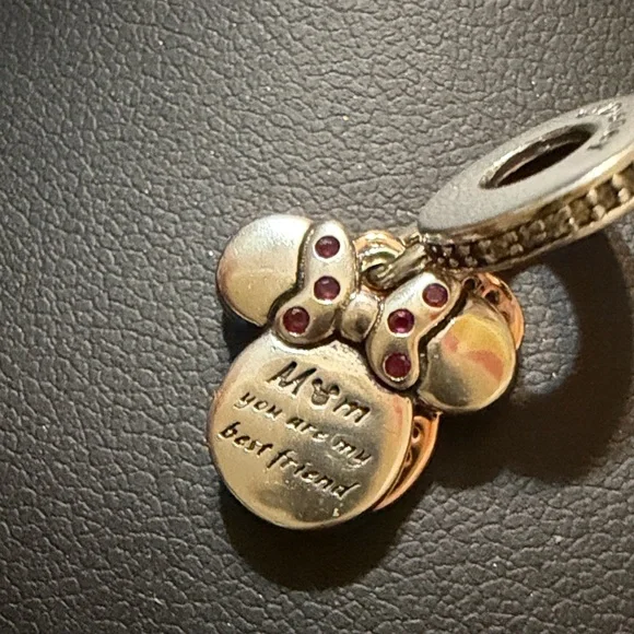 Pandora Disney Minnie Mouse silhouette dangle charm (52) - Picture 6 of 7